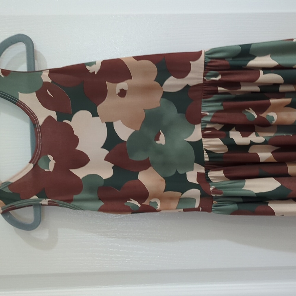 Dot Dot Smile Dress - Picture 5 of 6